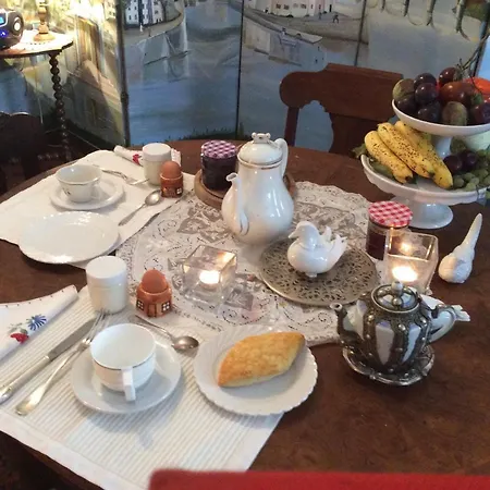 La De La Tour Couette-café Orbais